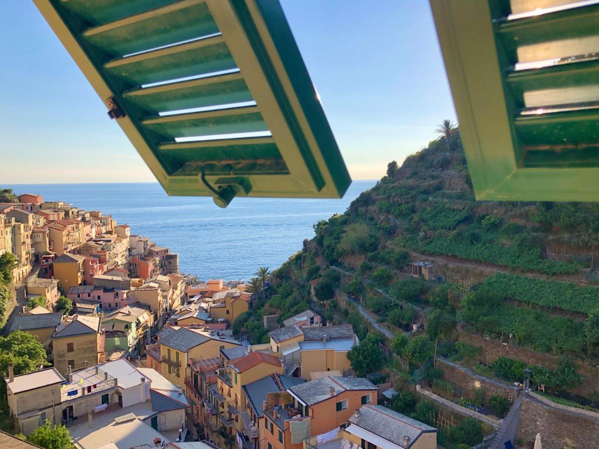 L' Attico Giallo Oro Di Giulia Manarola Kültér fotó